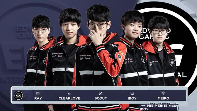 的伊斯坦布 的伊斯坦布