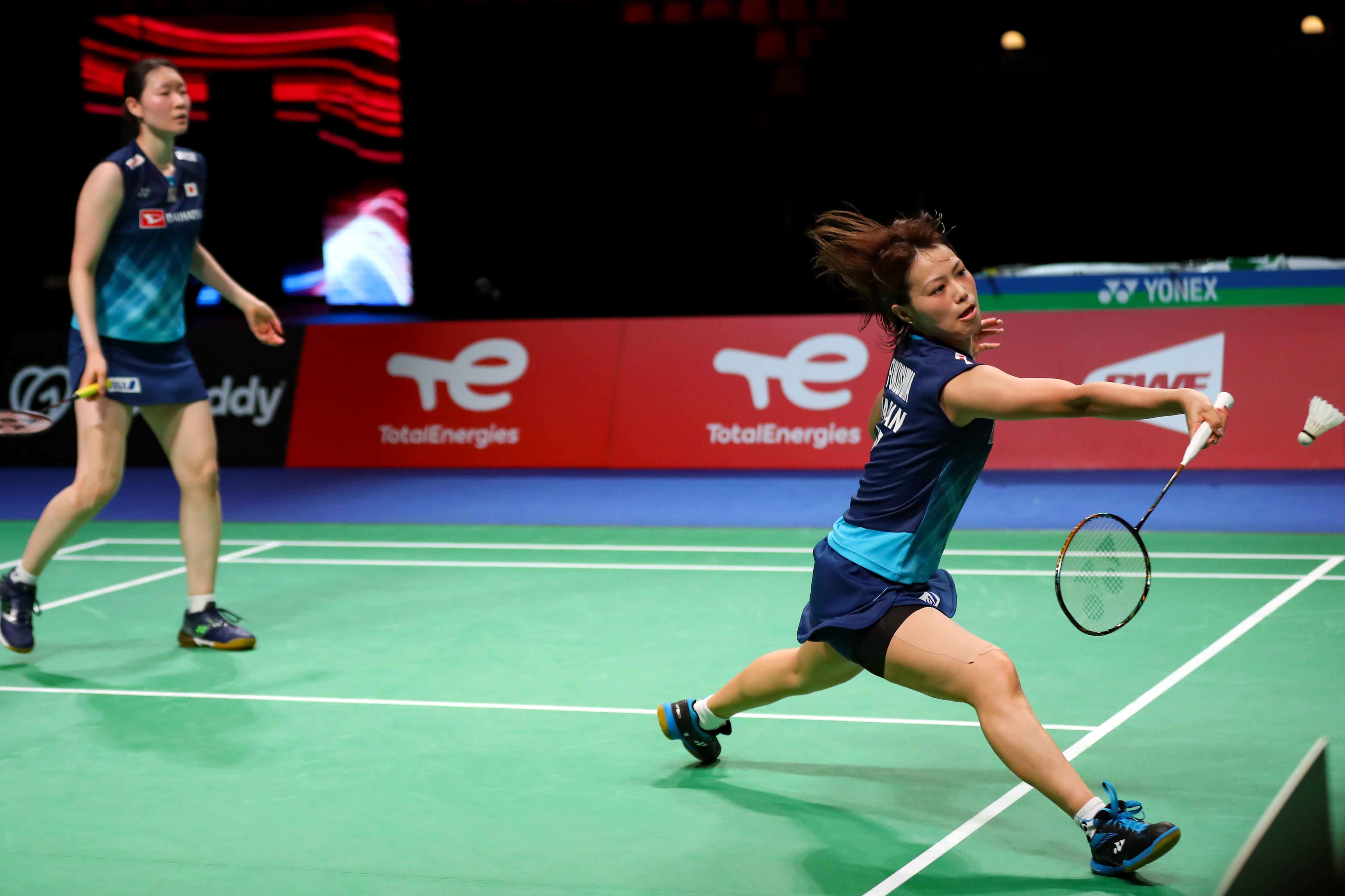 曲线由三要 曲线由三要