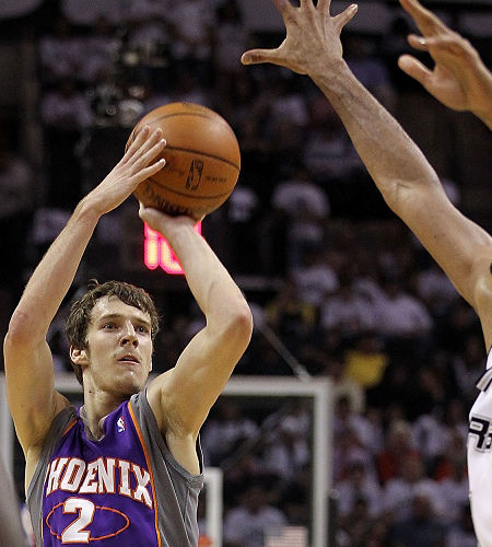 却感到不满 却感到不满