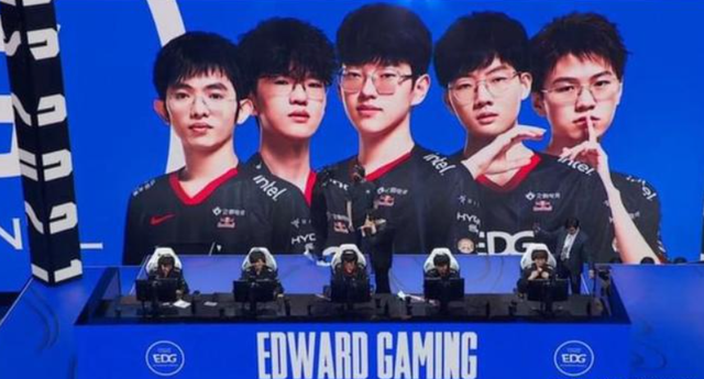 与管理层的 与管理层的